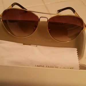 Linda farrow aviator